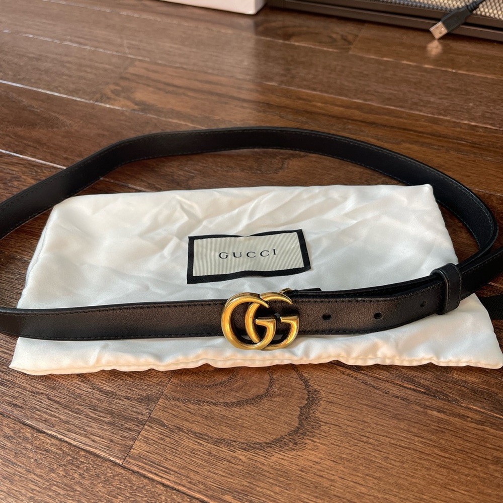 Authentic Gucci belt with duster bag. 80cm/32inch.